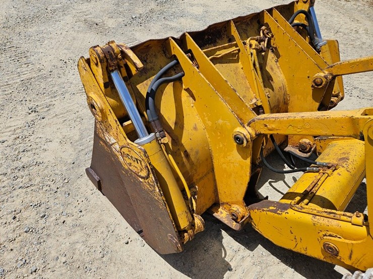 deere-350b-image-11