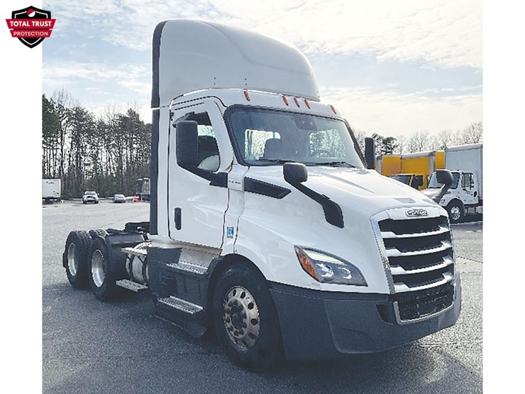 2022-freightliner-cascadia-116-image-1