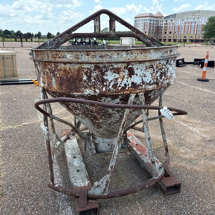 #9449 • Concrete Mixer (large)