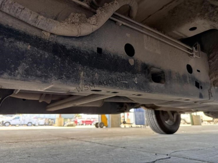 2016-ford-f150-image-25