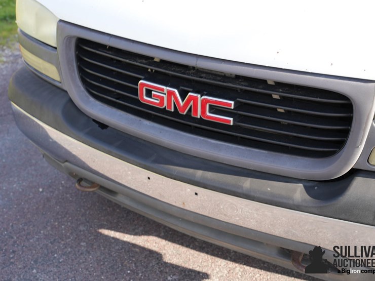 2002-gmc-sierra-1500-image-10