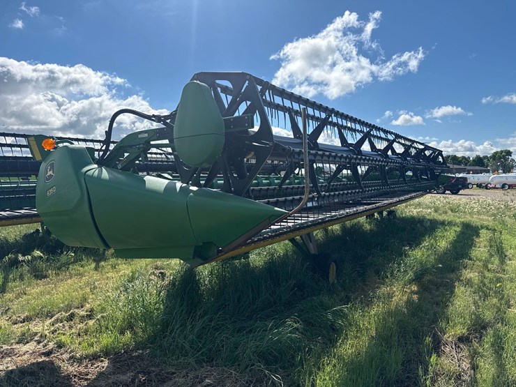 john-deere-635d-image-2