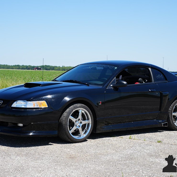 2000 FORD 2000