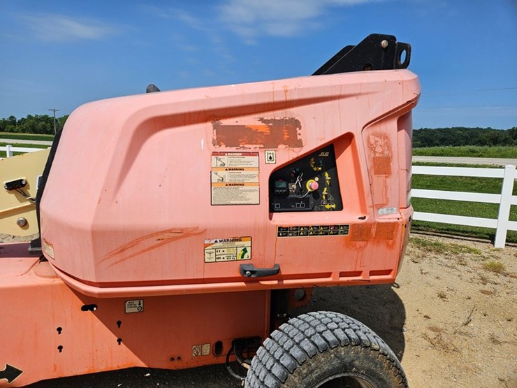 2015-jlg-400s-image-22