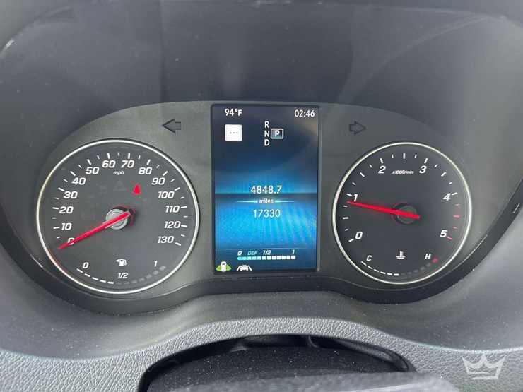 2021-mercedes-benz-sprinter-4500-image-6