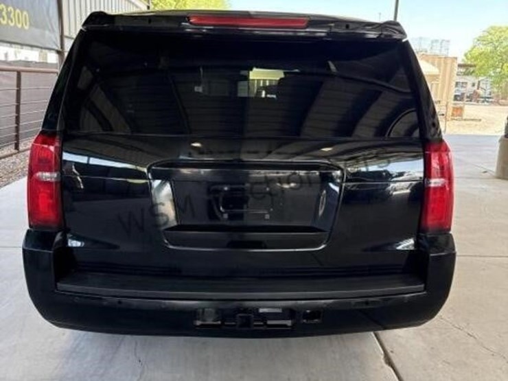 2019-chevrolet-tahoe-image-8