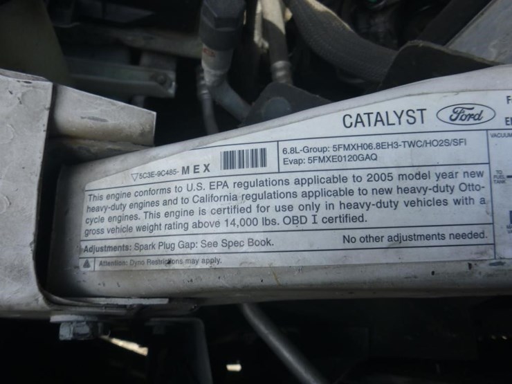 2005-ford-f450-image-12