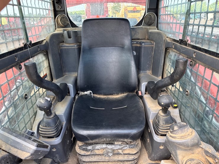 2024-kubota-svl75-3-image-14
