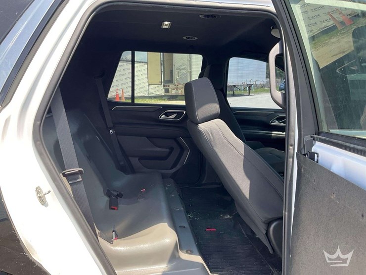 2021-chevrolet-tahoe-image-25