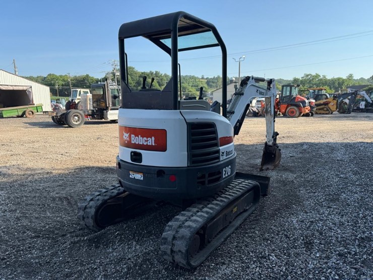 2017-bobcat-e26-image-4