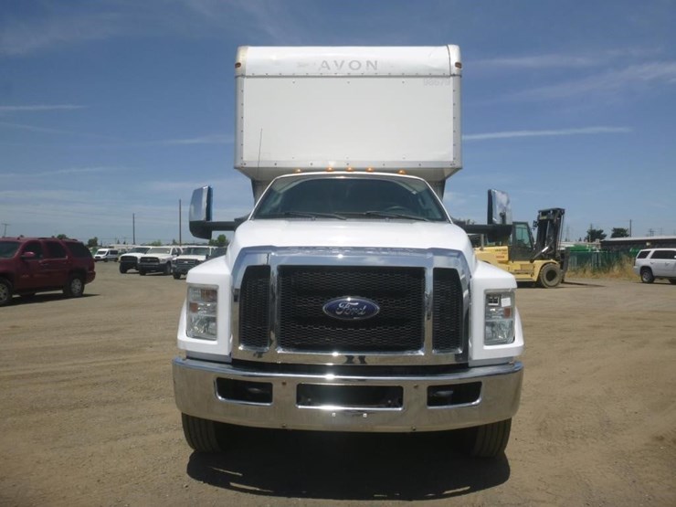 2016-ford-f650-xlt-image-8