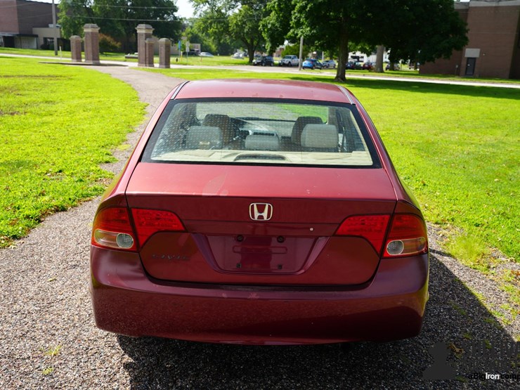 run-#35---2007-honda-civic-sedan-image-6