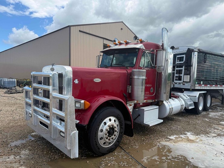 1999-peterbilt-378-image-1