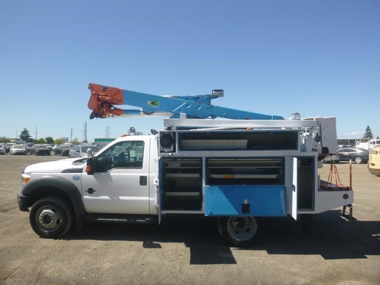 2013-ford-f550-image-6