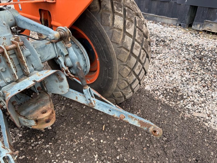 kubota-l235-image-14