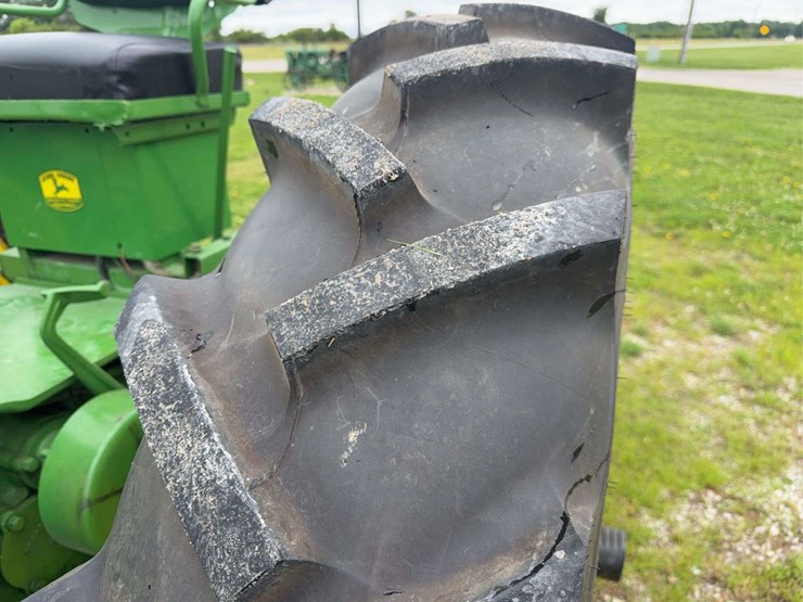 john-deere-60-image-15