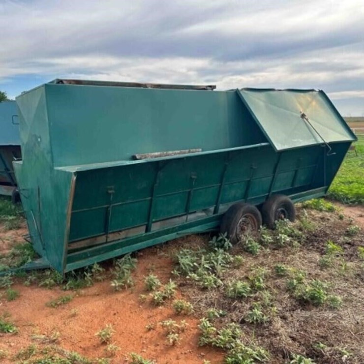 16' OKLAHOMA PRIDE PORTABLE FEEDER