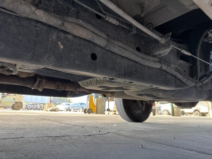 2014-ford-f150-image-25