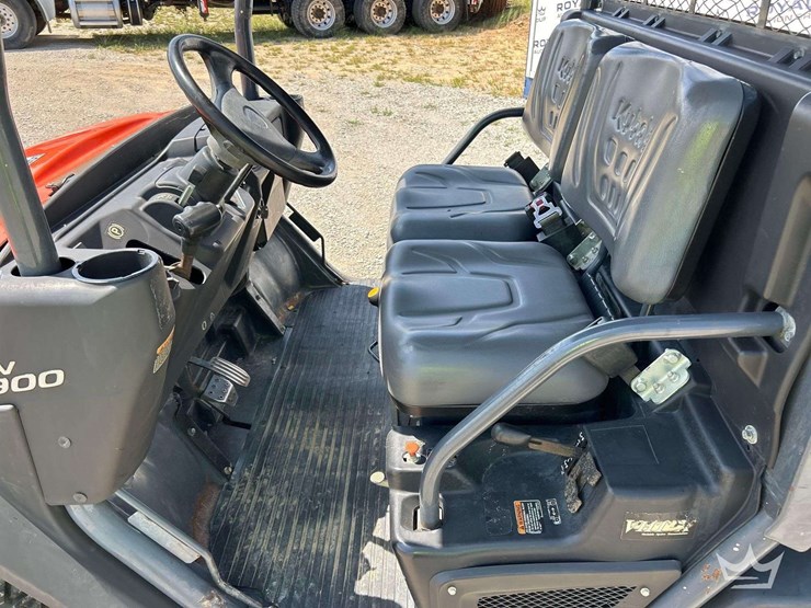 2017-kubota-rtv-x900-image-10