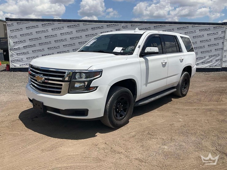 2020-chevrolet-tahoe-image-1