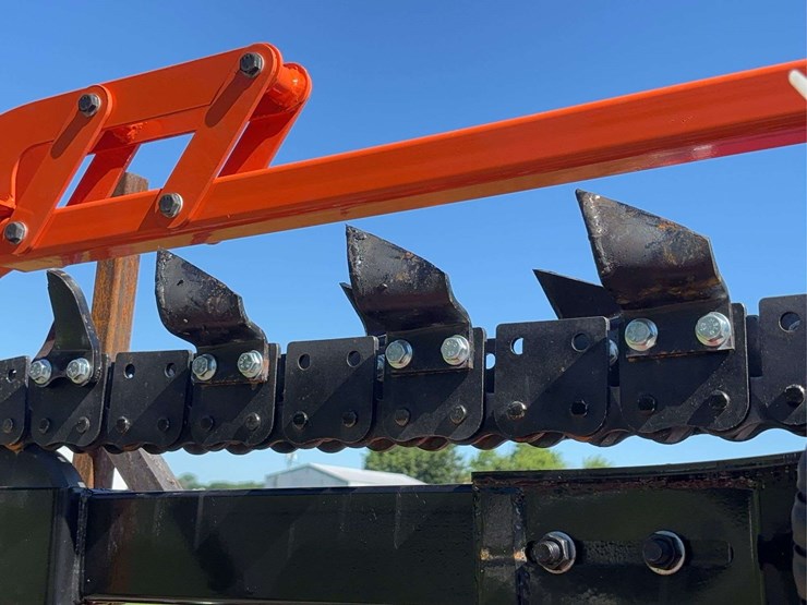 skid-steer-trencher-attachment-model-d39-image-11