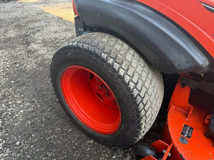 2019-kubota-zd1211-image-12