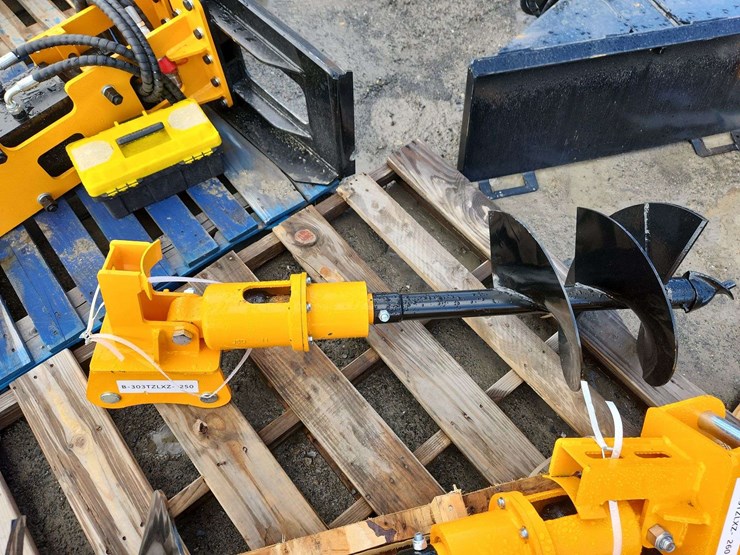 caterpillar-303-image-1