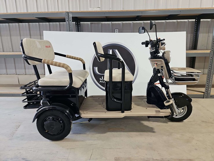 electric-tricycle-image-4