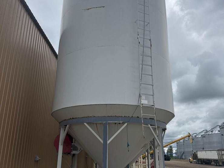 lorrich-hopper-bin-image-1