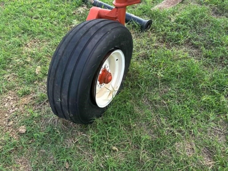blanchat-9-bottom-plow-image-15