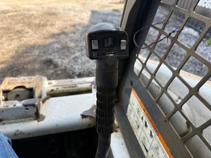bobcat-864-image-22