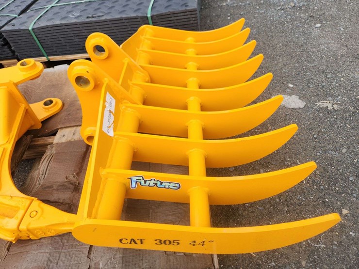 caterpillar-305-image-2