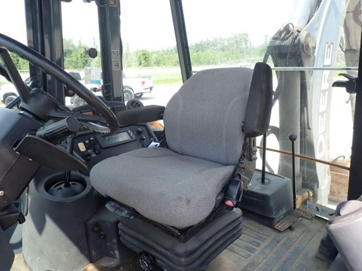 2009-deere-310sj-image-12