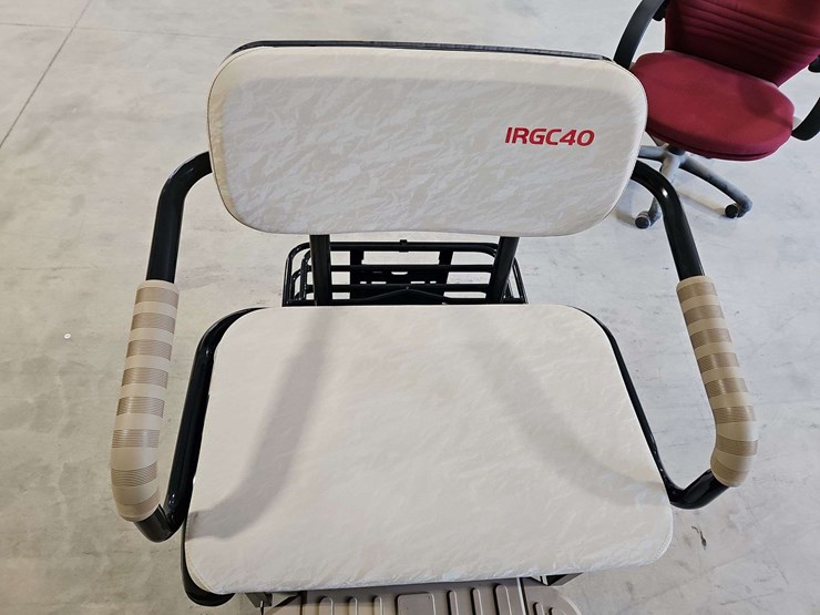 electric-tricycle-image-12
