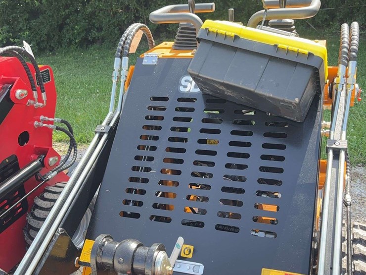 sl360t-tracked-skid-steer-loader-image-10
