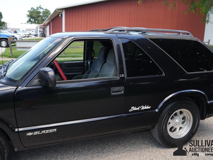 1999-chevrolet-blazer-image-15