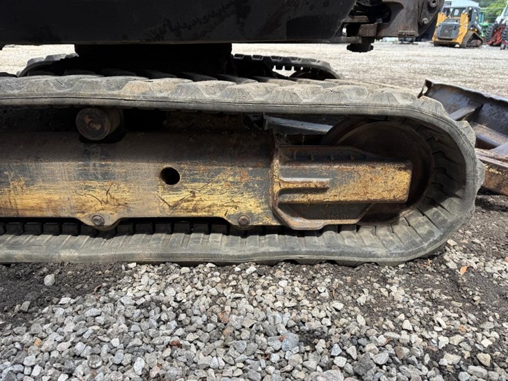 volvo-ecr28-image-12