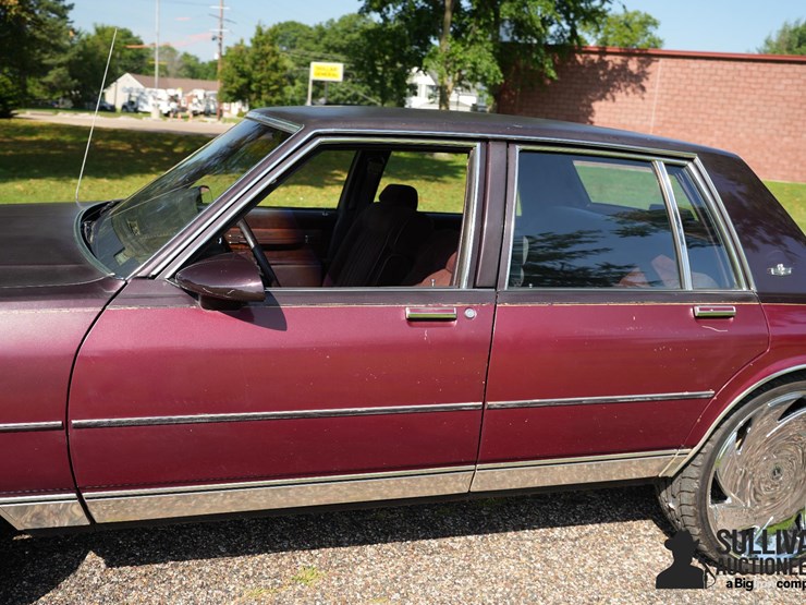 run-#30---1988-chevrolet-caprice-sedan-image-14
