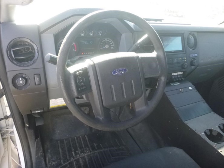 2012-ford-f550-image-25