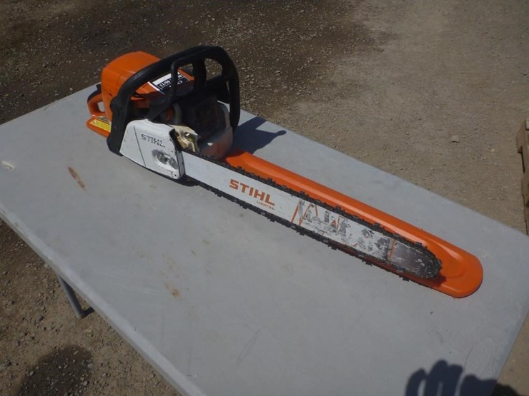 stihl-ms310-gas-chainsaw-image-3