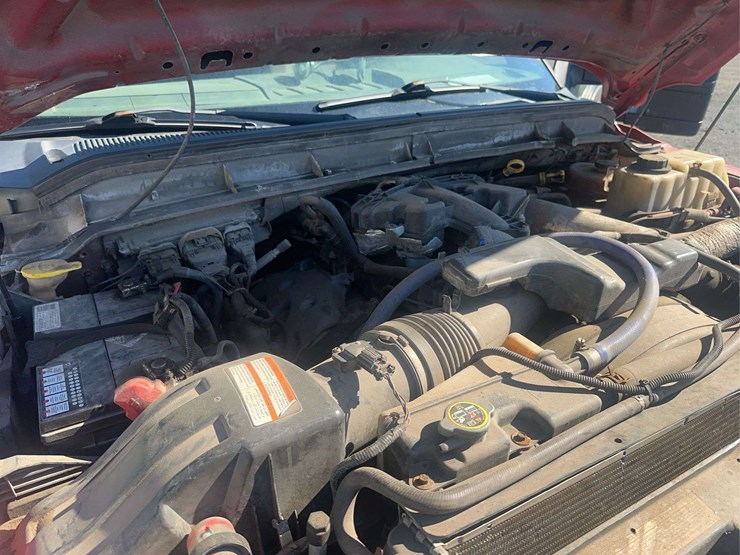 2012-ford-f550-image-22