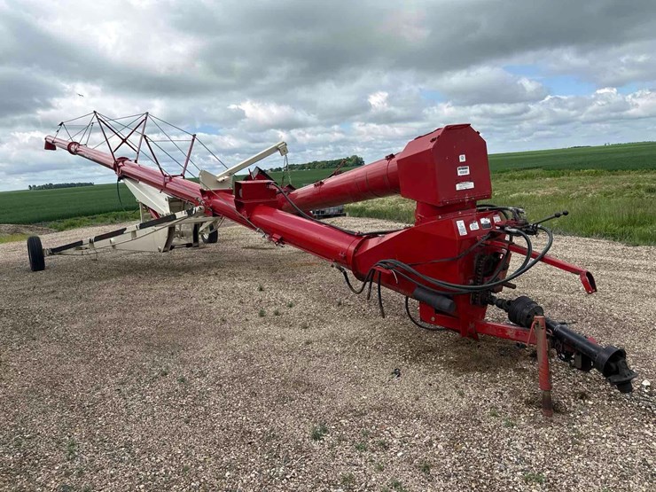 buhler-farm-king-1370-image-9