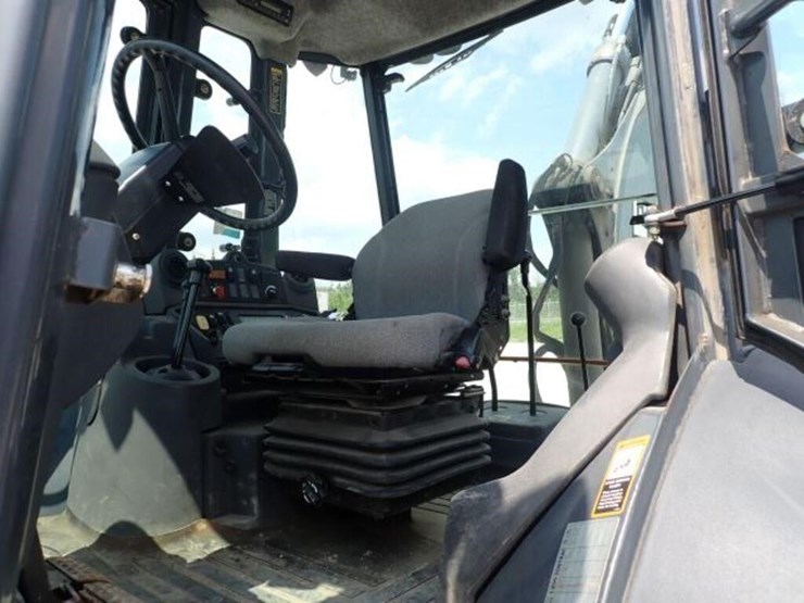 2009-deere-310sj-image-11
