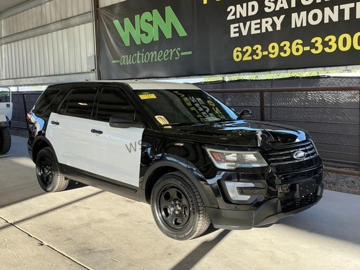 2017-ford-explorer-image-2