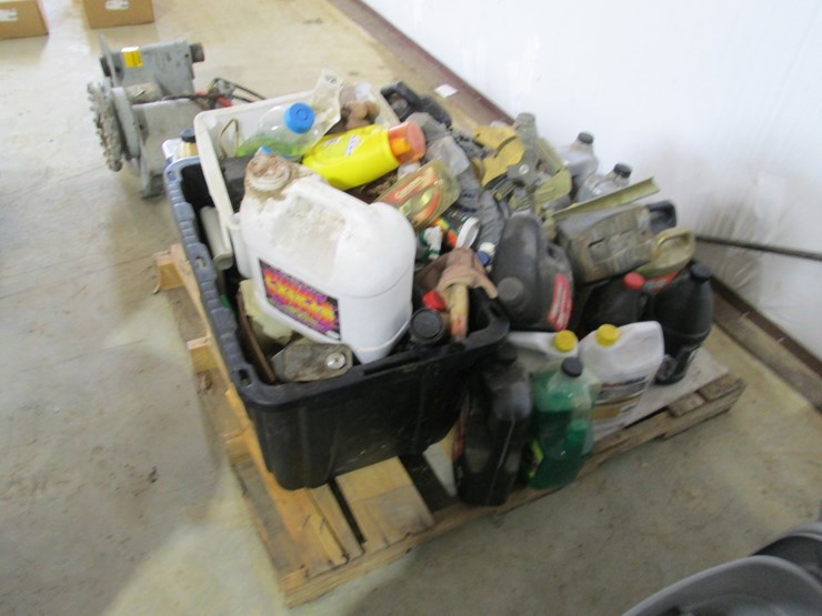 #45019-•-lot-of-fluids-inv#45019-image-1