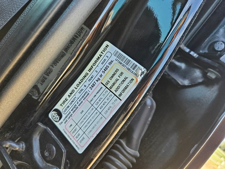 2021-ford-f350-image-48