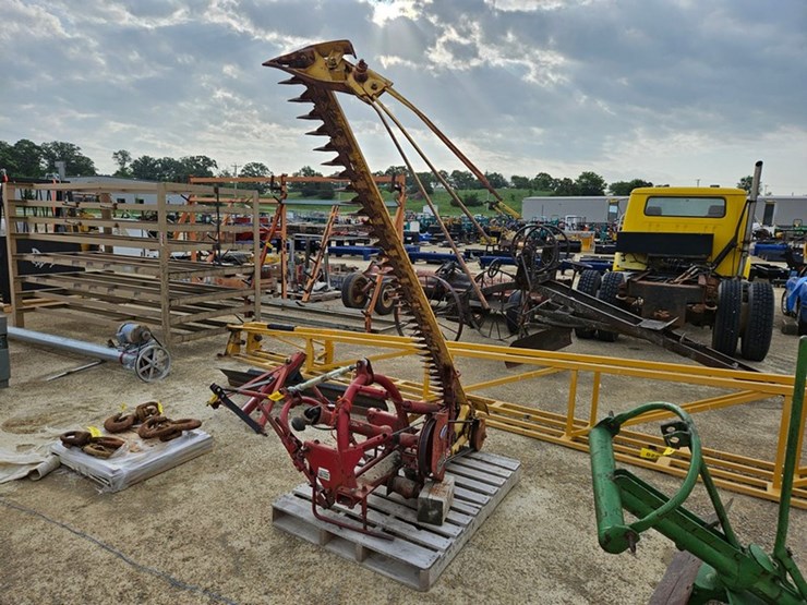 new-holland-451-image-1