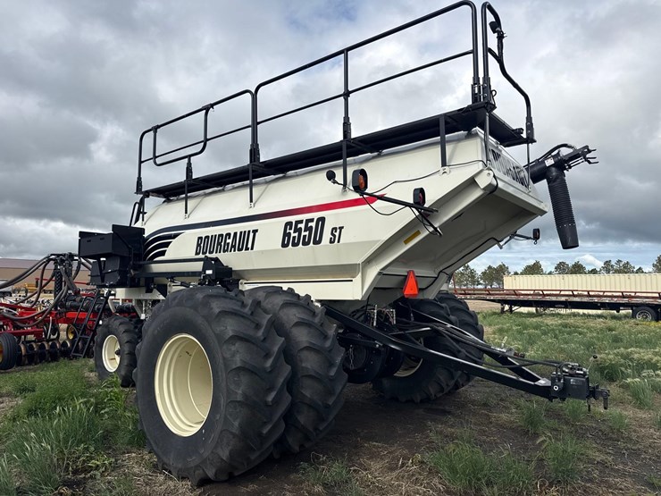 2006-bourgault-8710-air-seeder-image-14