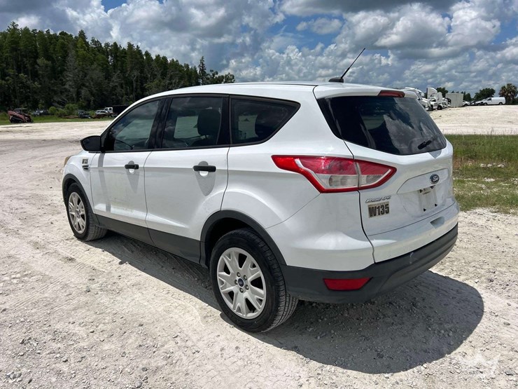 2016-ford-escape-image-4