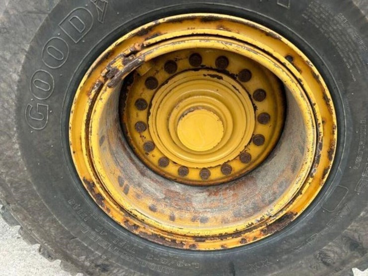 2016-caterpillar-938k-image-75